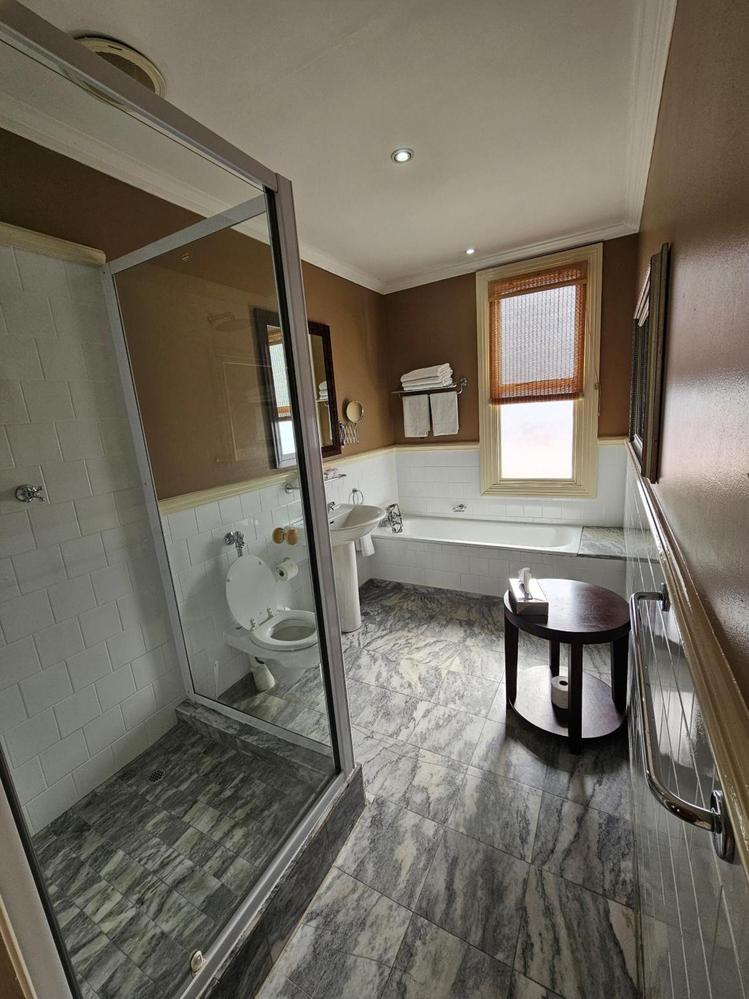 Quarters Hotel Дърбан Екстериор снимка