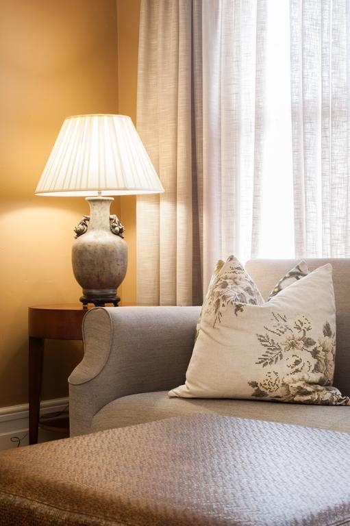 Quarters Hotel Дърбан Екстериор снимка