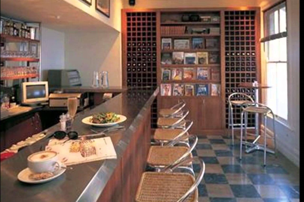 Quarters Hotel Дърбан Екстериор снимка